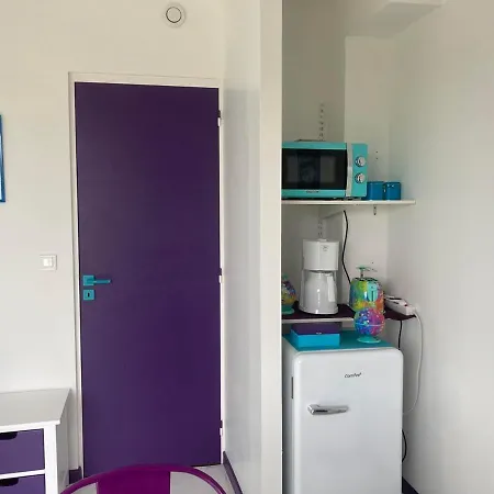 La Maison Bleue-sciotot-les Pieux