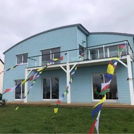 La Maison Bleue-sciotot-les Pieux Ubytování v soukromí