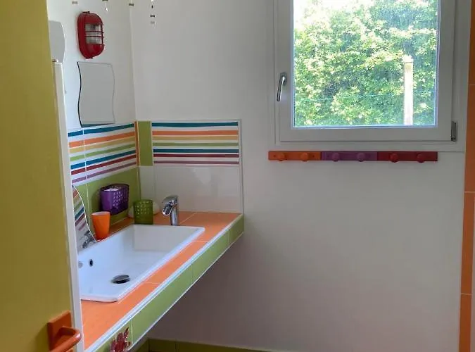 La Maison Bleue-sciotot-les Pieux * Les Pieux