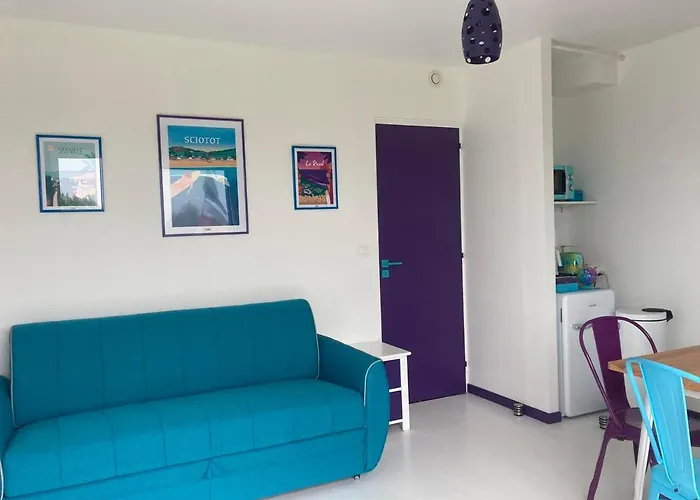 La Maison Bleue-sciotot-les Pieux